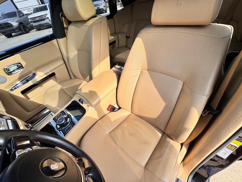 2014 Rolls-Royce Ghost Image 39
