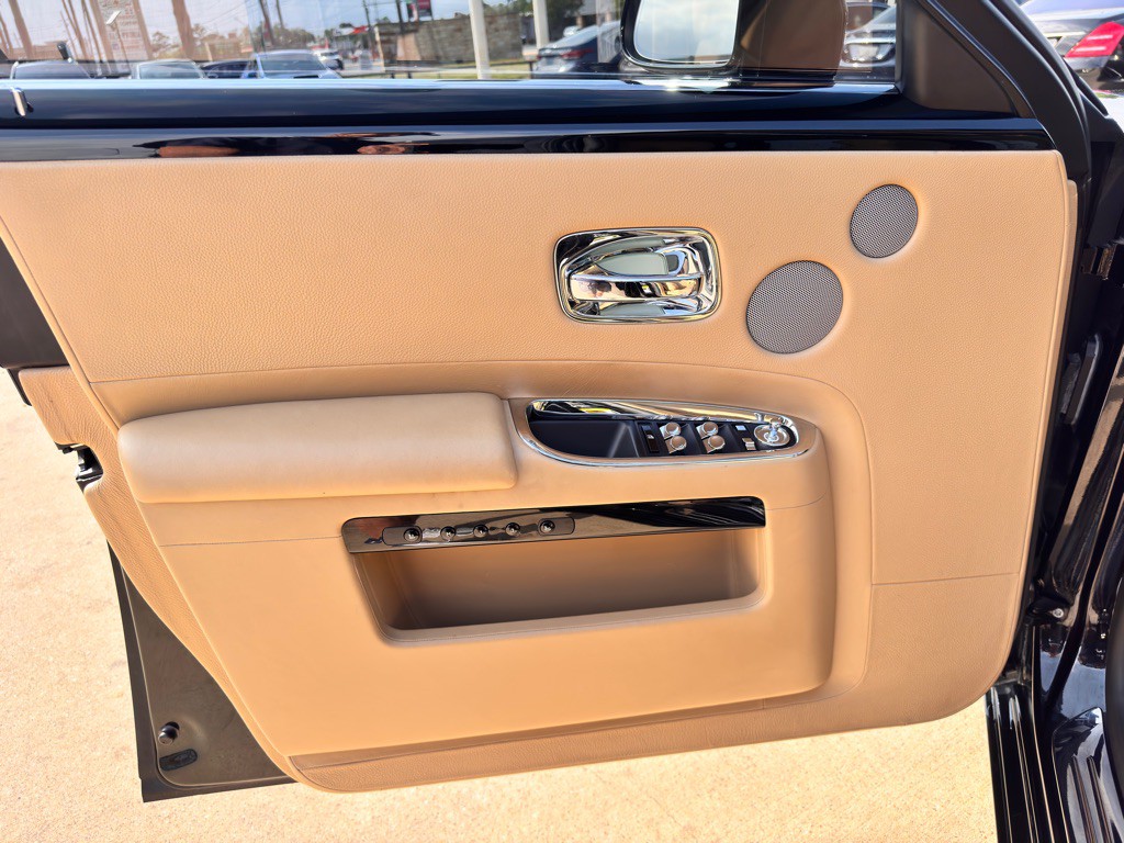 2014 Rolls-Royce Ghost Image 41