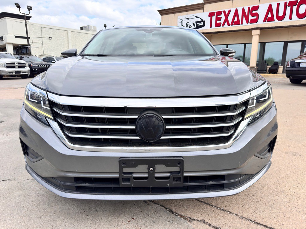 2021 Volkswagen Passat Image 3