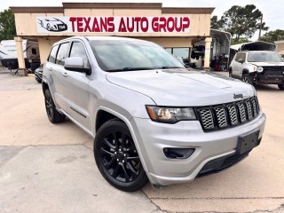 Image for 2017 Jeep Grand Cherokee Altitude ID: 7325395