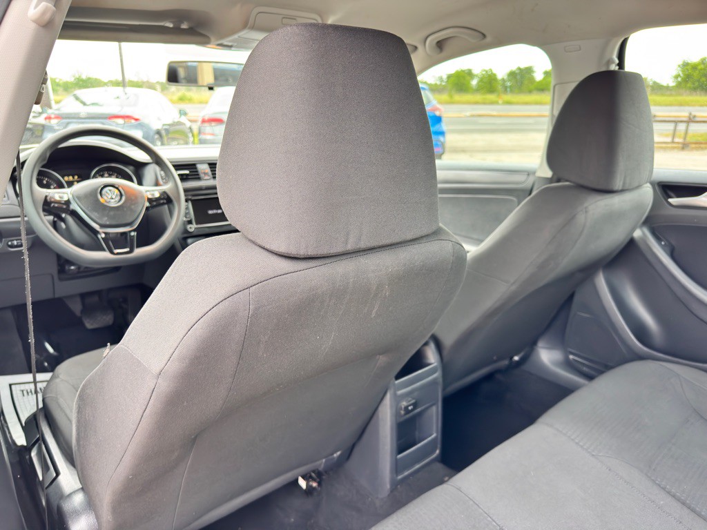 2015 Volkswagen Jetta Image 13