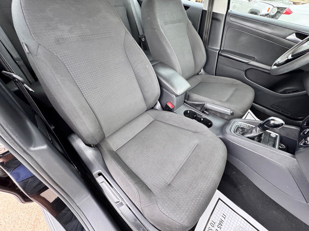 2015 Volkswagen Jetta Image 18