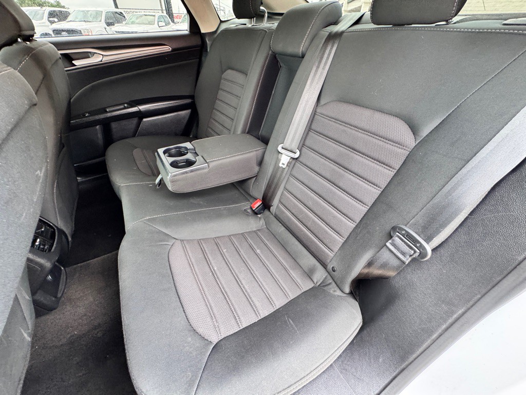 2020 Ford Fusion Image 13