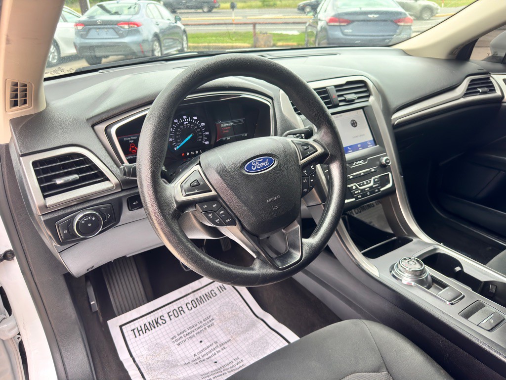 2020 Ford Fusion Image 23