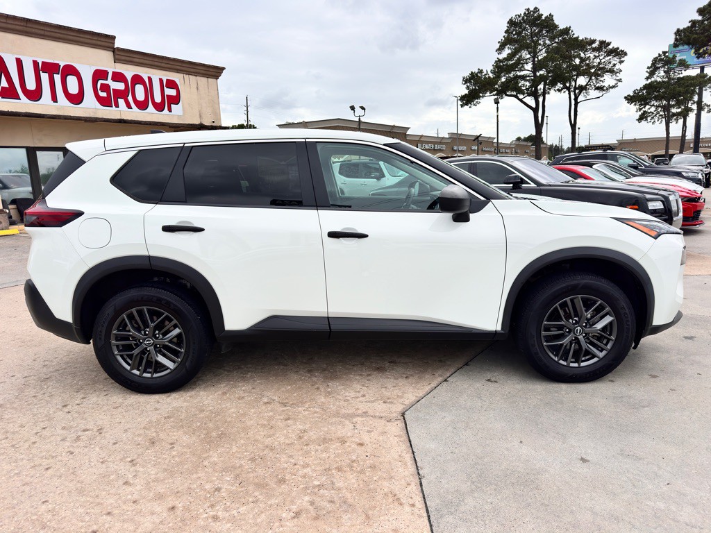 2023 Nissan Rogue Image 11