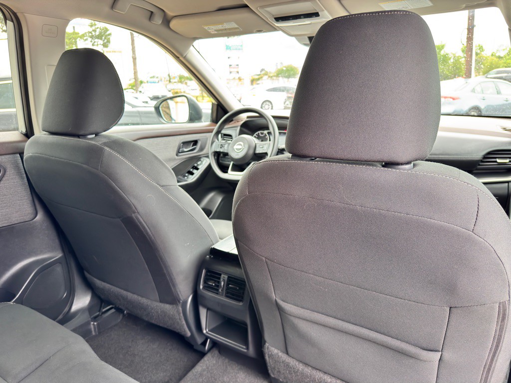 2023 Nissan Rogue Image 17