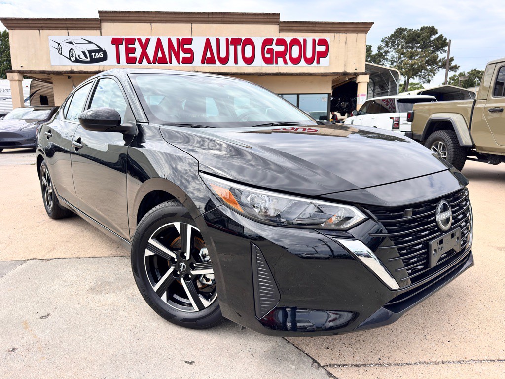 2025 Nissan Sentra Image 1