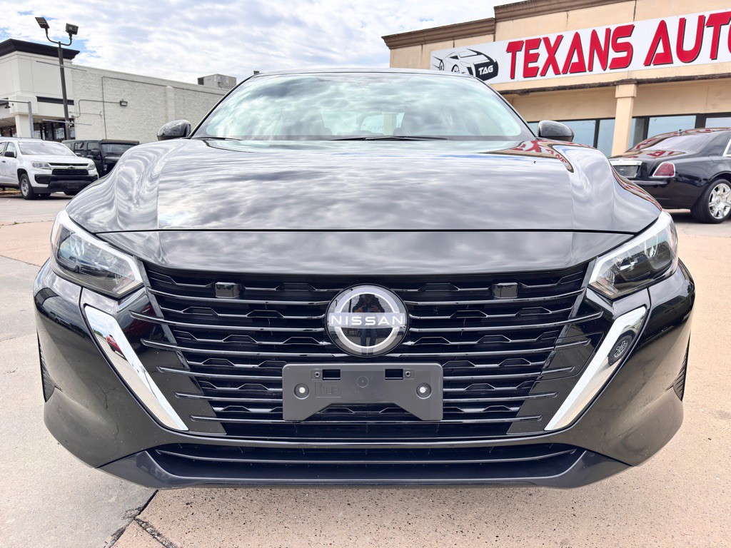 2025 Nissan Sentra Image 4