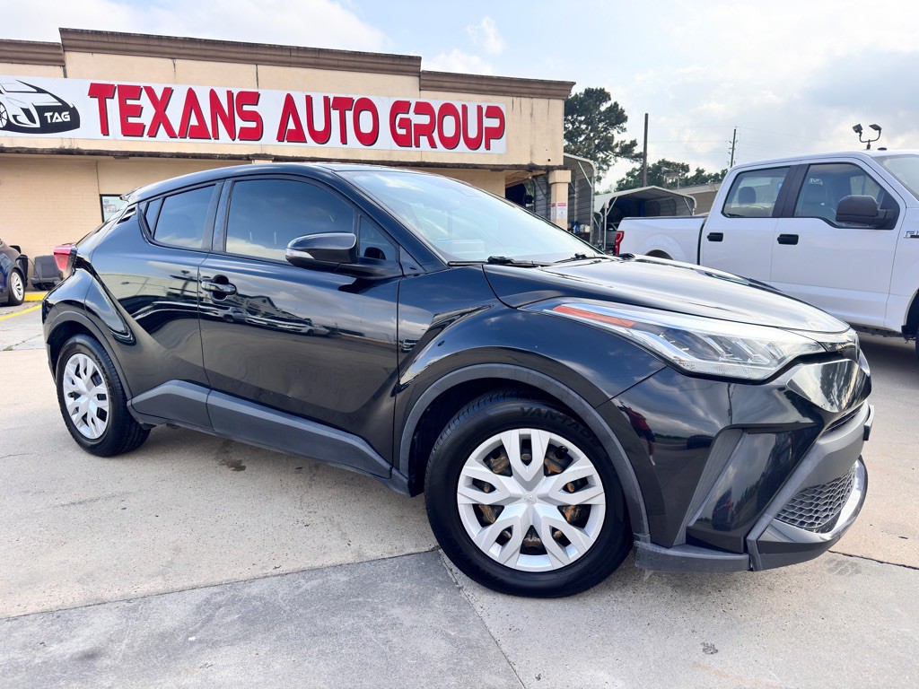2021 Toyota C-HR Image 2