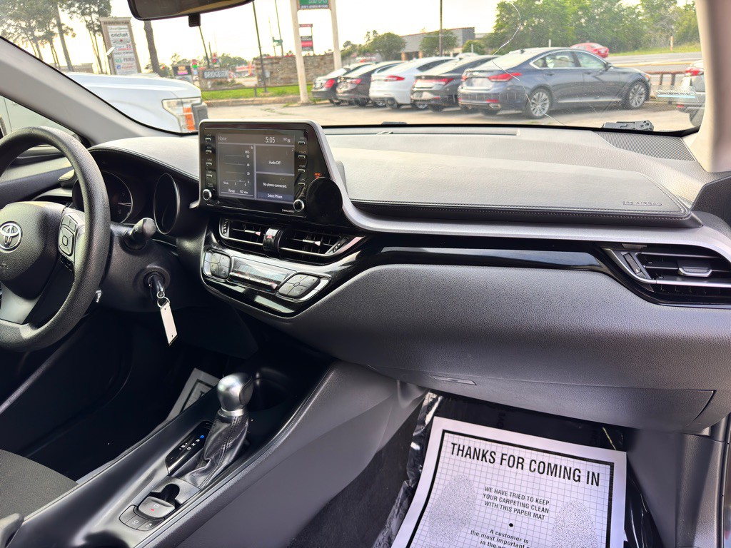 2021 Toyota C-HR Image 20