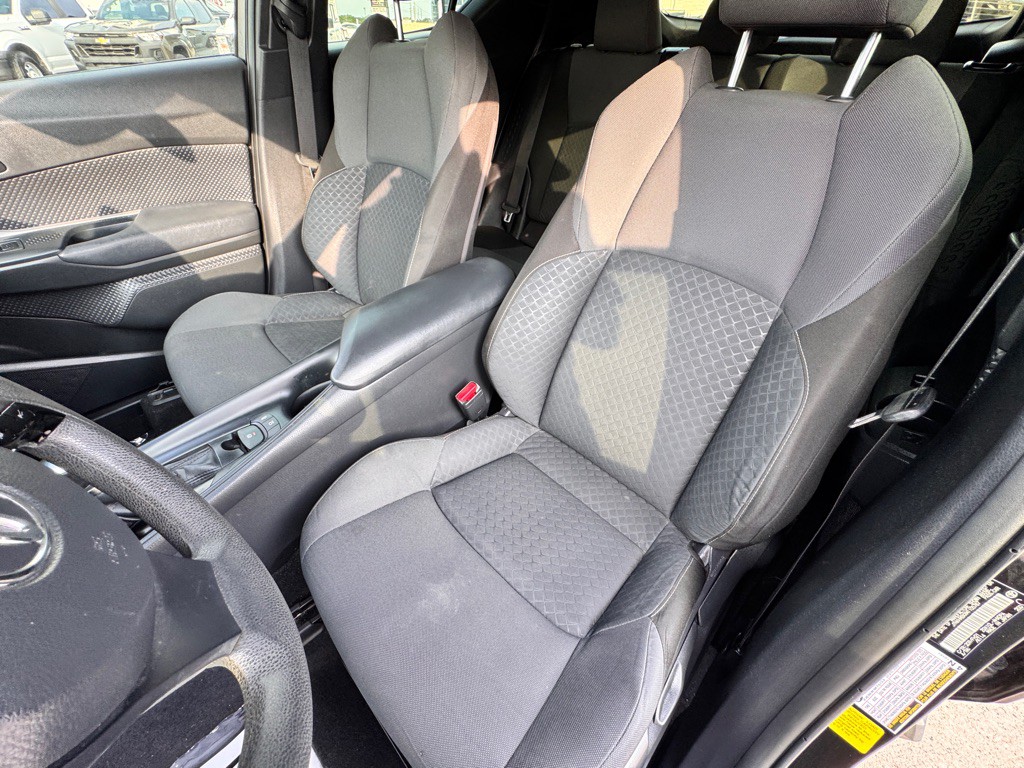 2021 Toyota C-HR Image 22