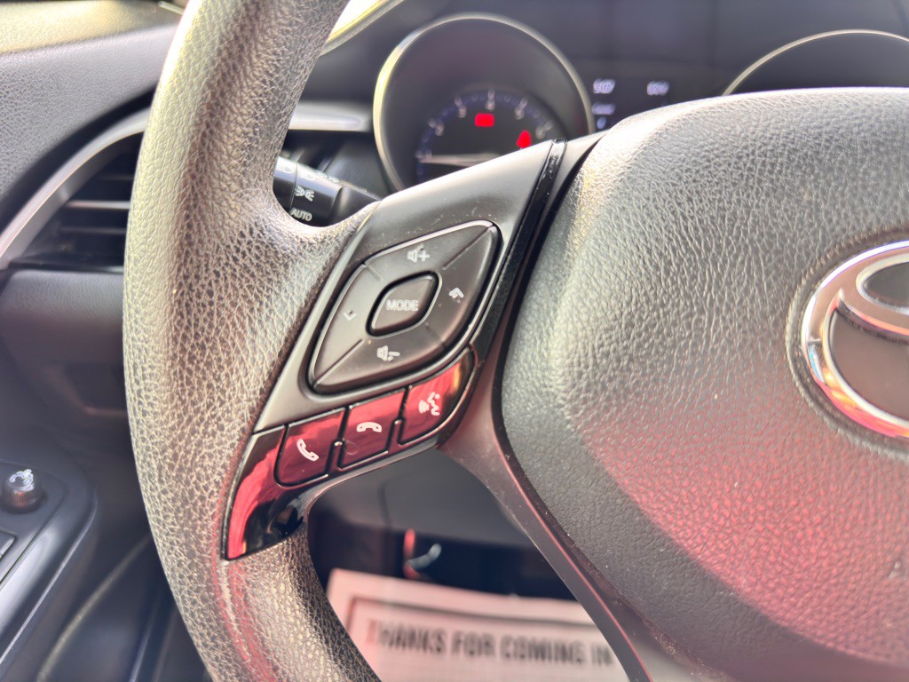 2021 Toyota C-HR Image 31