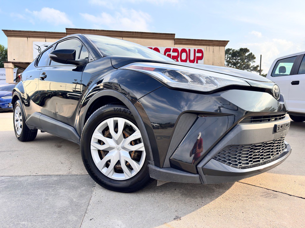 2021 Toyota C-HR Image 33