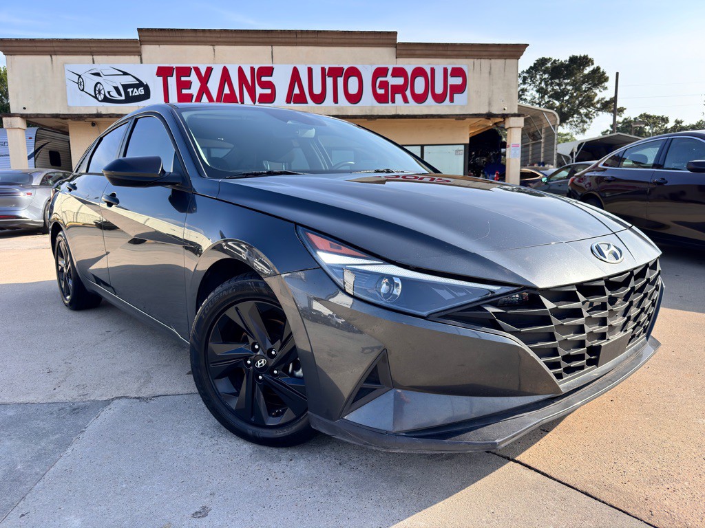 2021 Hyundai Elantra Image 1