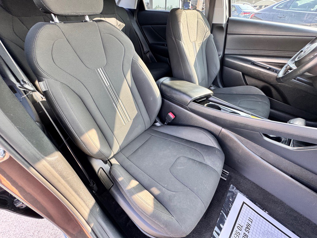 2021 Hyundai Elantra Image 19