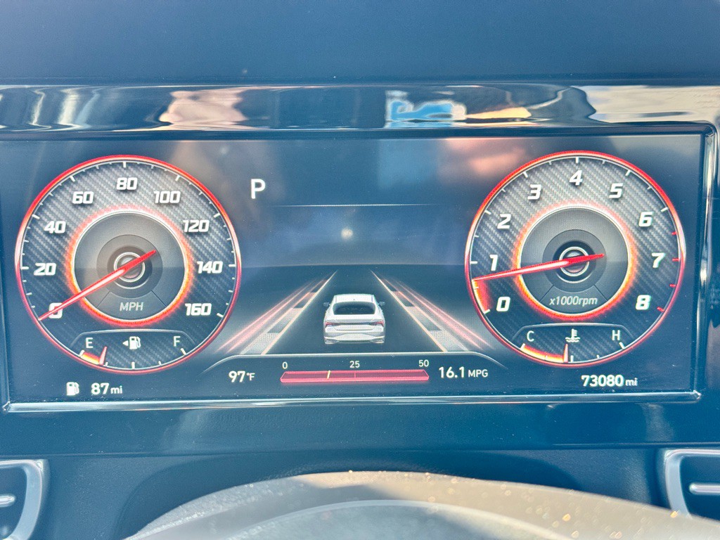 2021 Hyundai Elantra Image 25