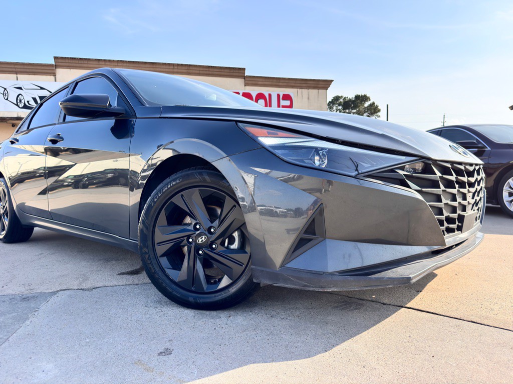 2021 Hyundai Elantra Image 35