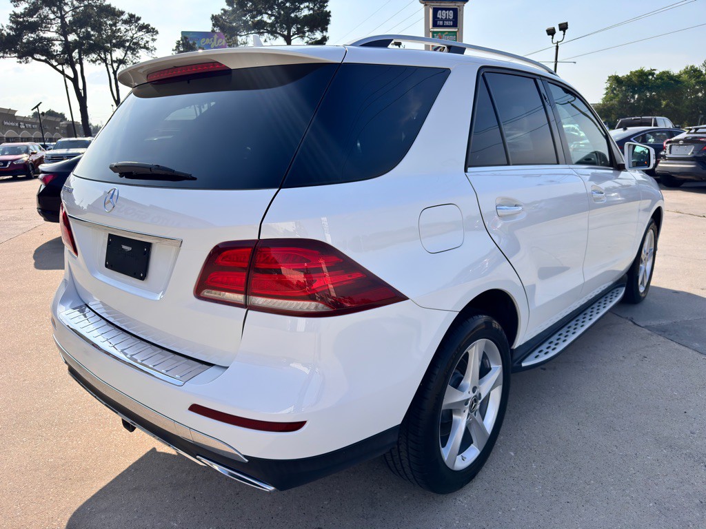 2018 Mercedes-Benz GLE-Class Image 11