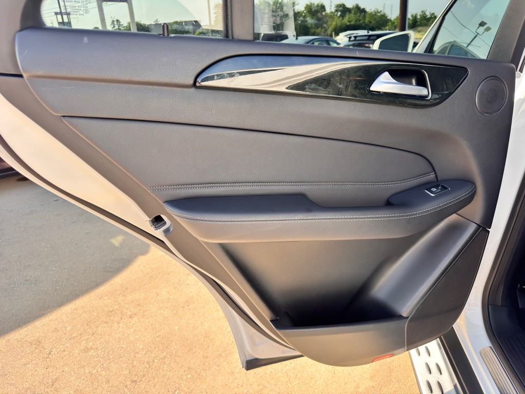 2018 Mercedes-Benz GLE-Class Image 18