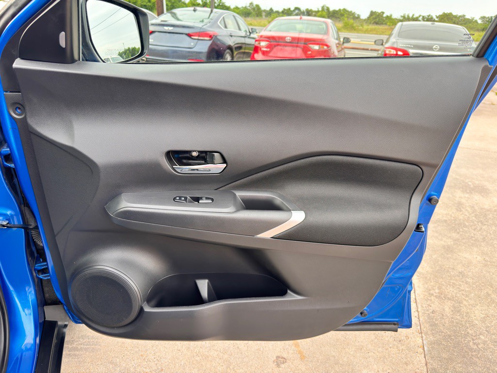2023 Nissan Kicks Image 18