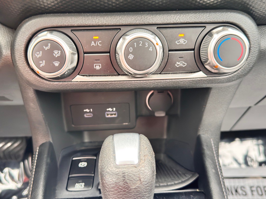 2023 Nissan Kicks Image 24