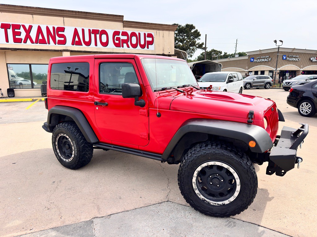 2013 Jeep Wrangler Image 2
