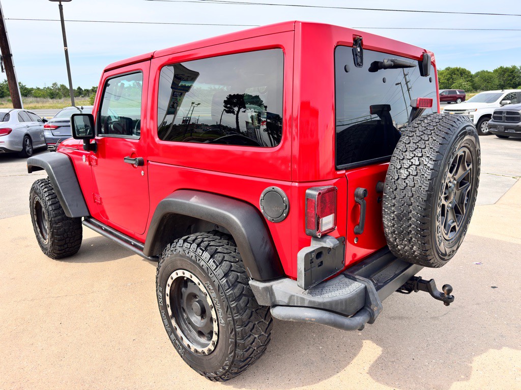 2013 Jeep Wrangler Image 8