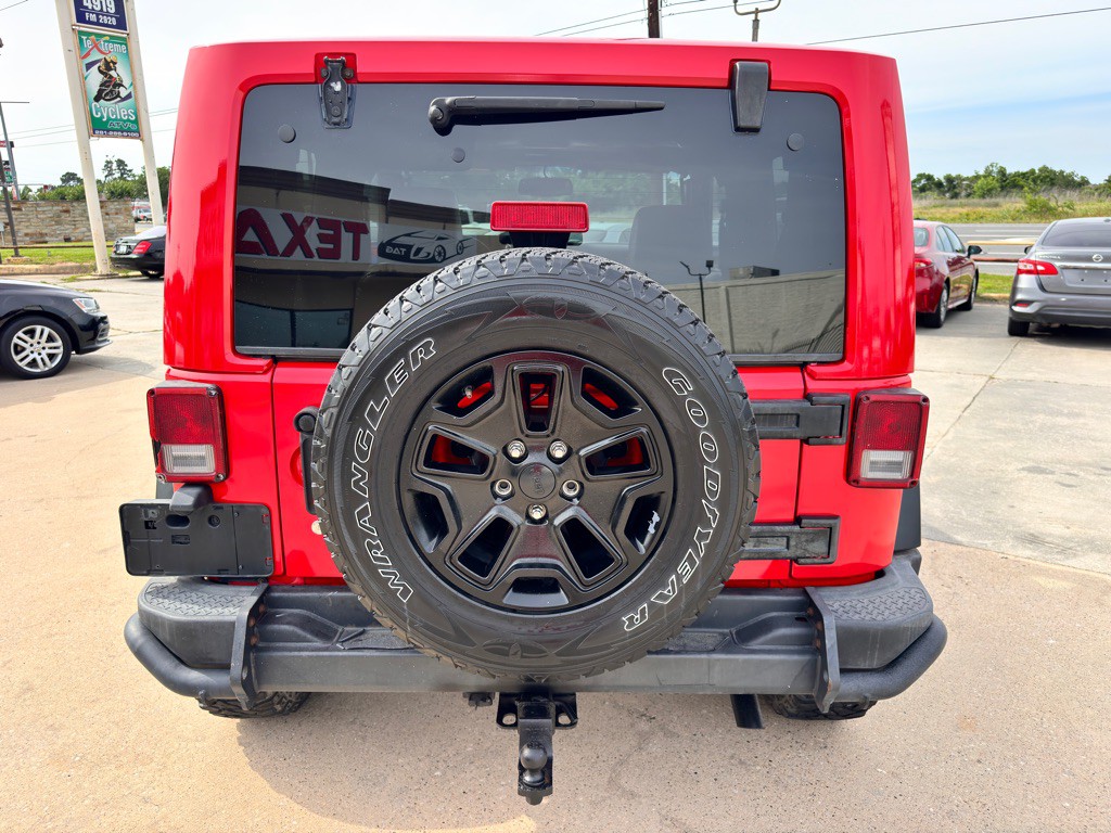 2013 Jeep Wrangler Image 9
