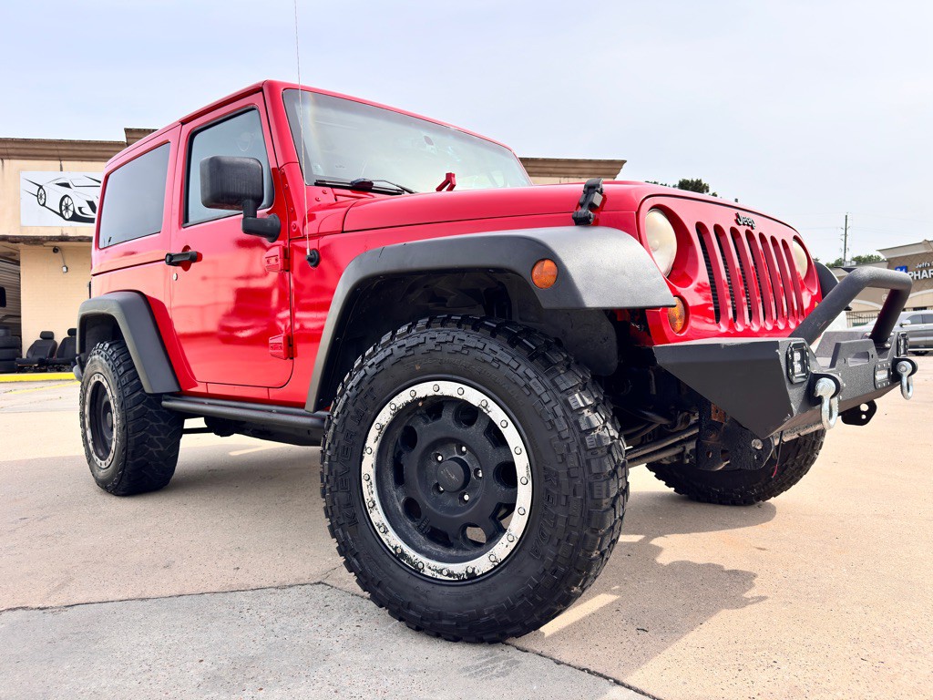 2013 Jeep Wrangler Image 21