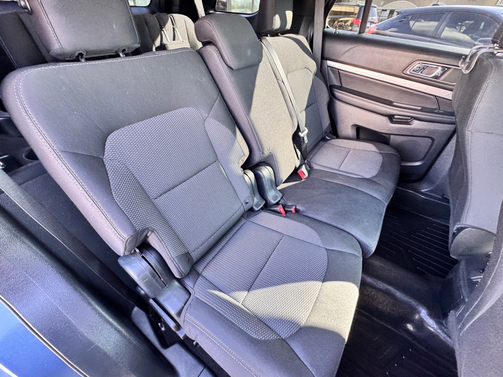 2019 Ford Explorer Image 17