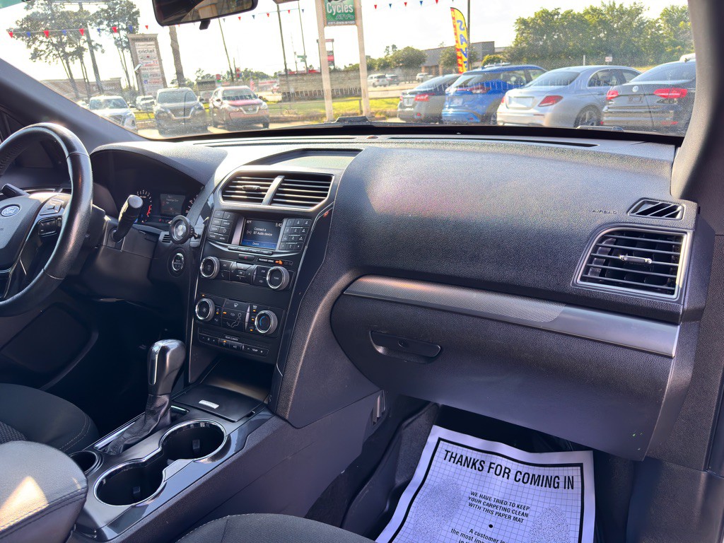 2019 Ford Explorer Image 21