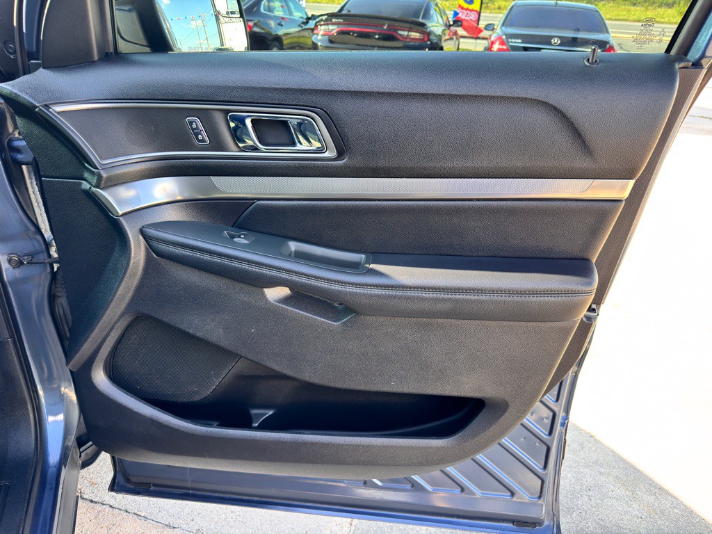 2019 Ford Explorer Image 22
