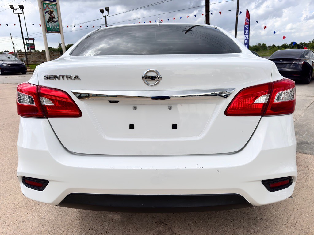 2018 Nissan Sentra Image 10