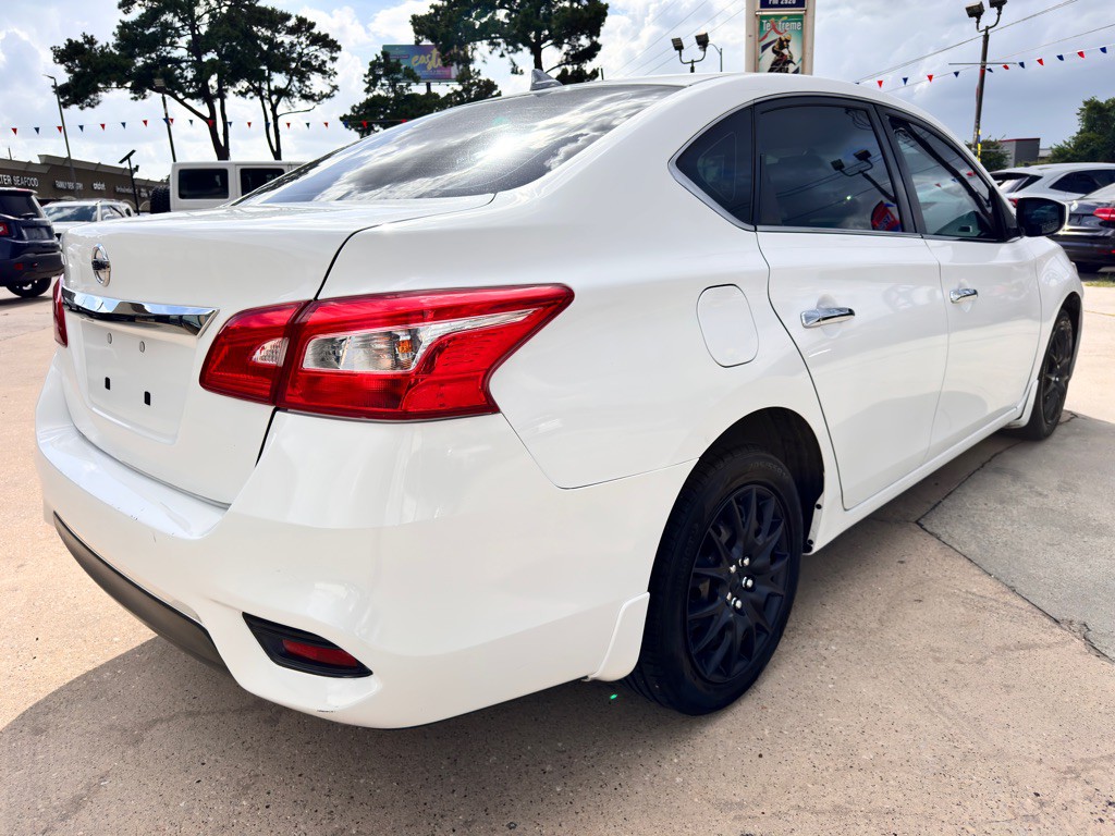2018 Nissan Sentra Image 11