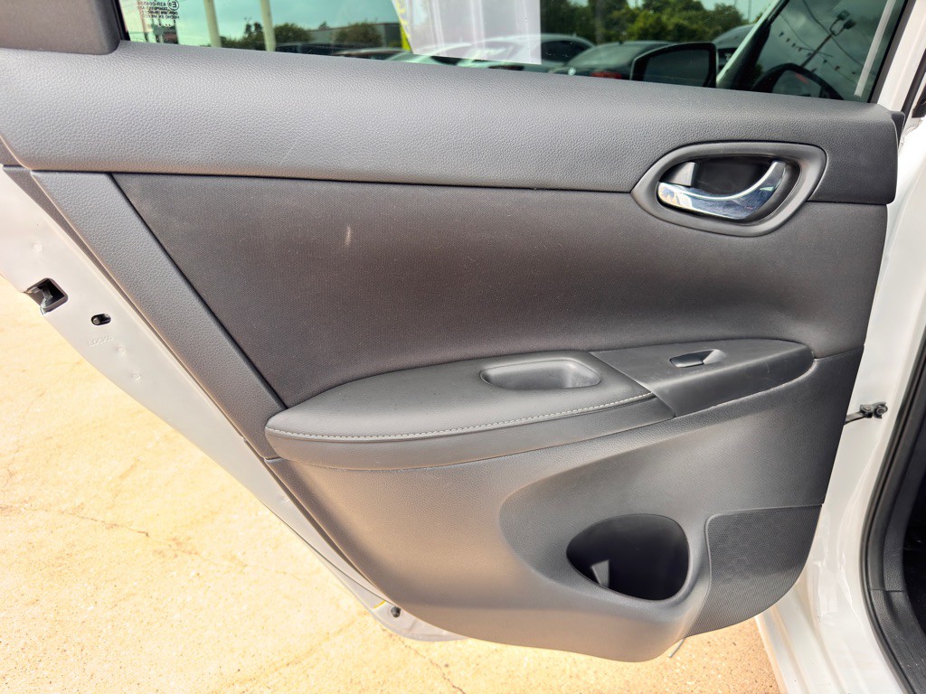 2018 Nissan Sentra Image 15