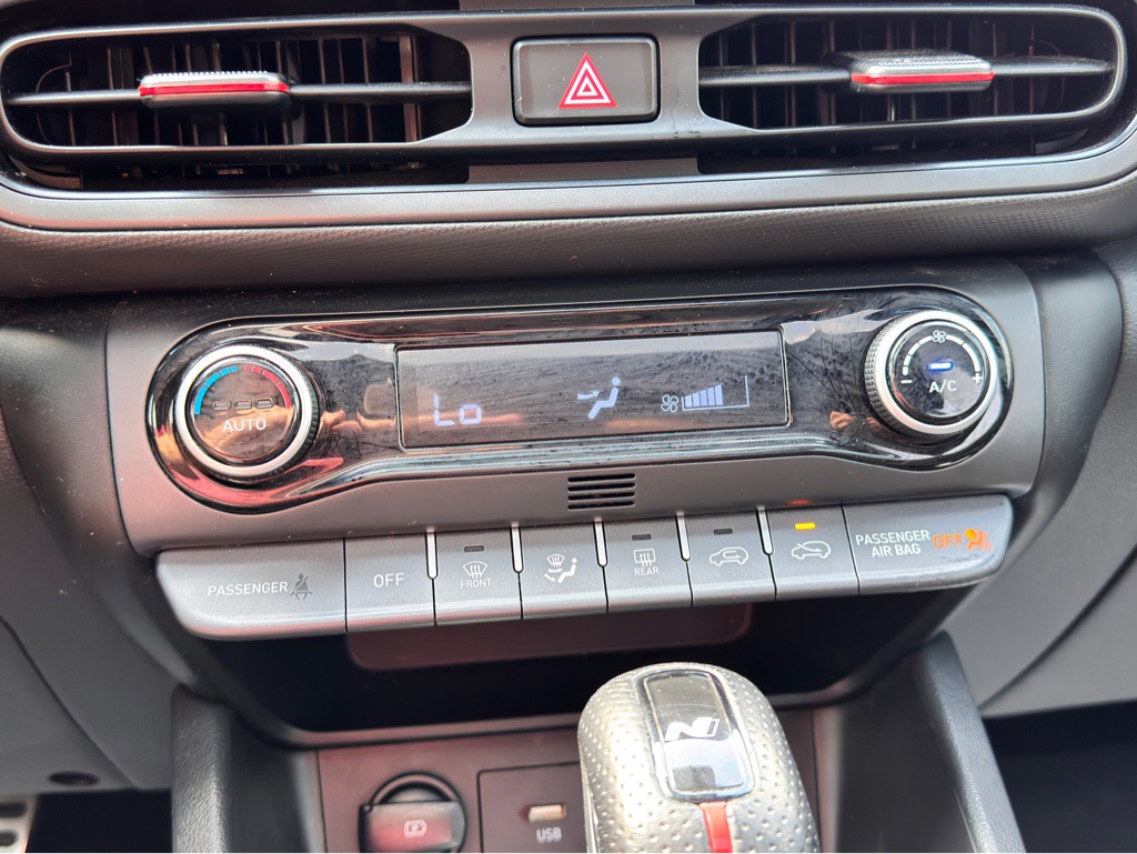 2023 Hyundai Kona Image 30