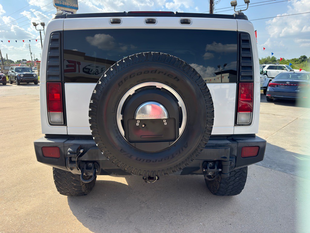 2005 HUMMER H2 Image 8