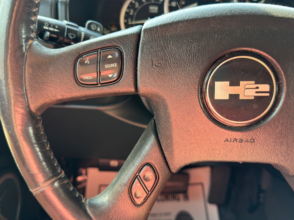 2005 HUMMER H2 Image 28