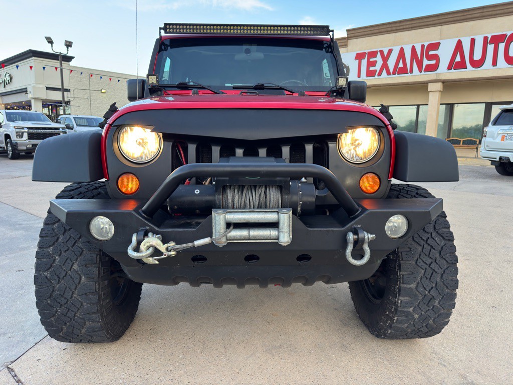 2010 Jeep Wrangler Unlimited Image 3