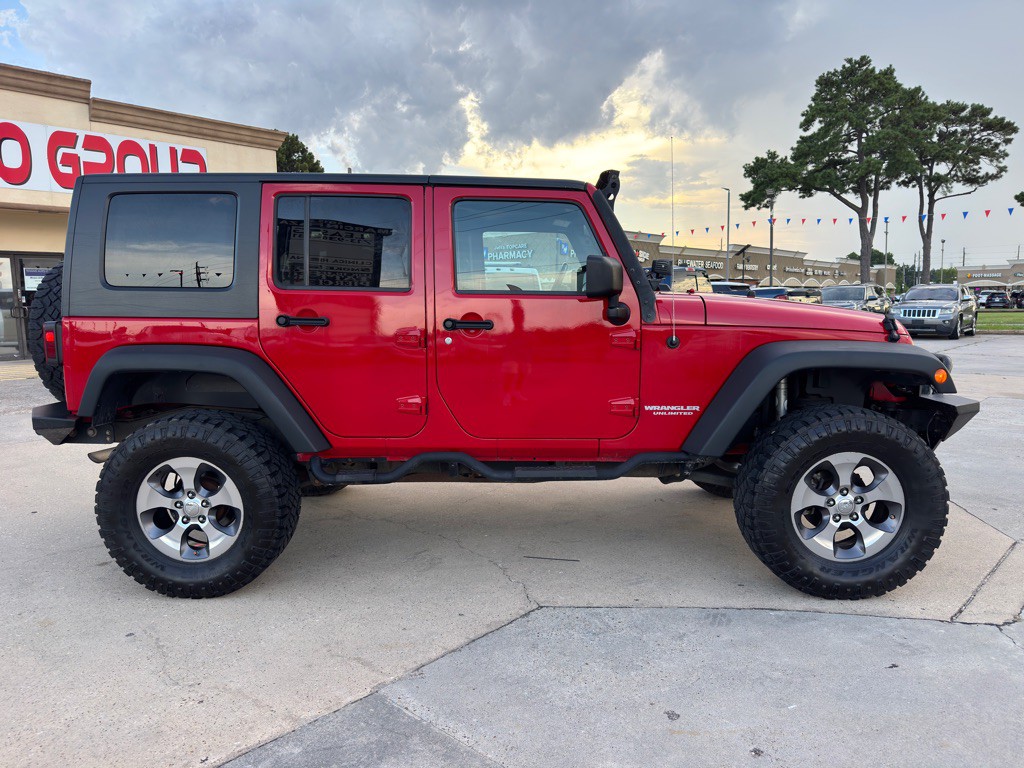 2010 Jeep Wrangler Unlimited Image 10