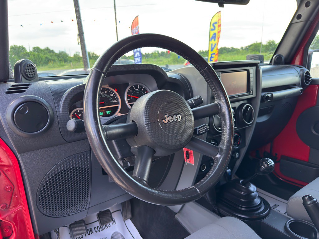2010 Jeep Wrangler Unlimited Image 22
