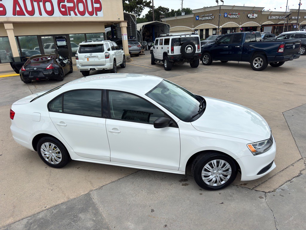 2013 Volkswagen Jetta Image 3