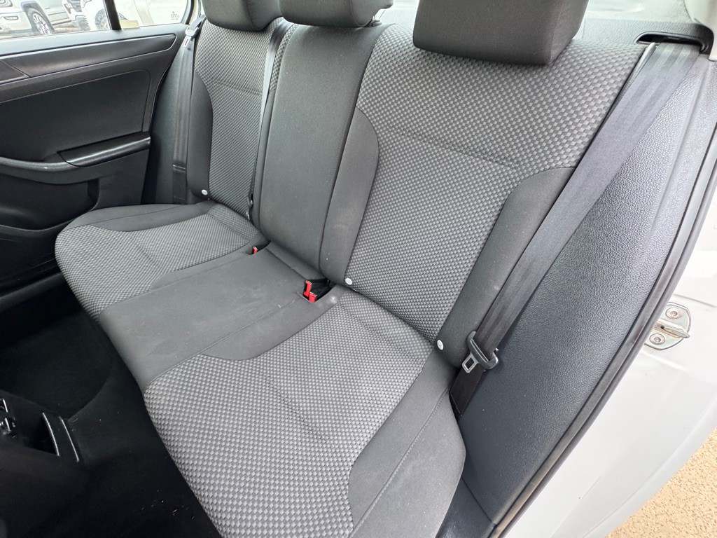 2013 Volkswagen Jetta Image 13