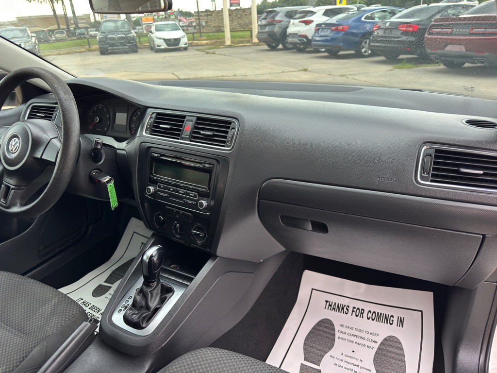 2013 Volkswagen Jetta Image 20