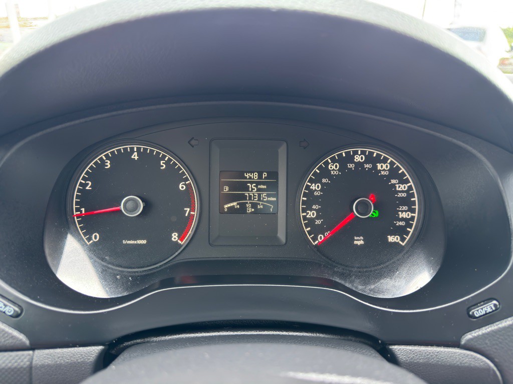2013 Volkswagen Jetta Image 25