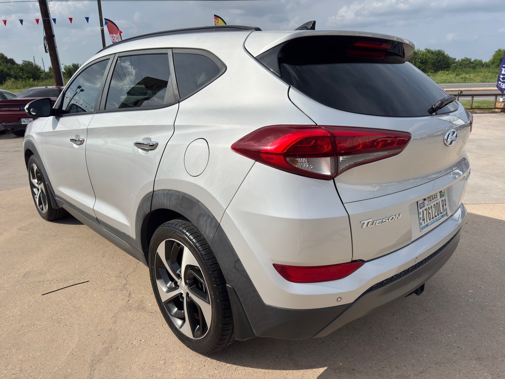 2016 Hyundai Tucson Image 7