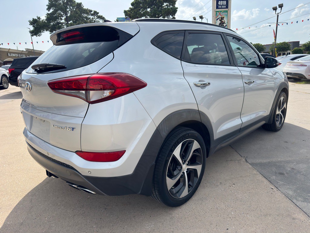 2016 Hyundai Tucson Image 9