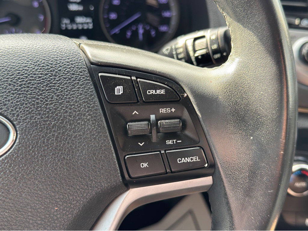 2016 Hyundai Tucson Image 32
