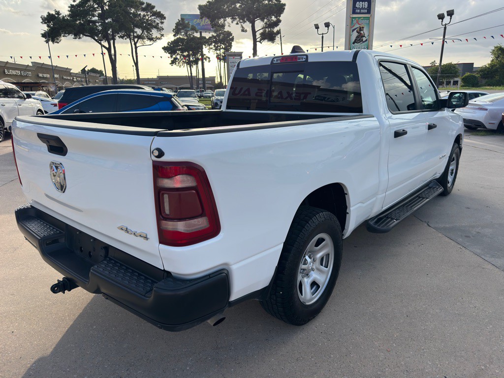 2022 RAM 1500 Image 9