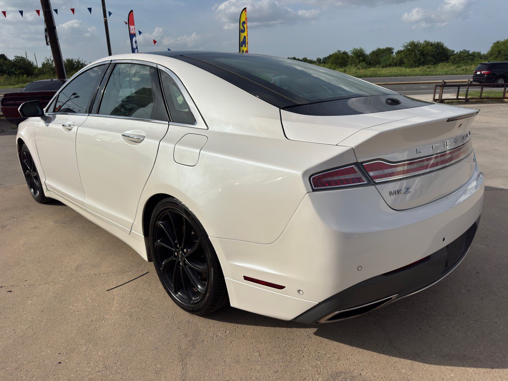 2020 Lincoln MKZ Image 9